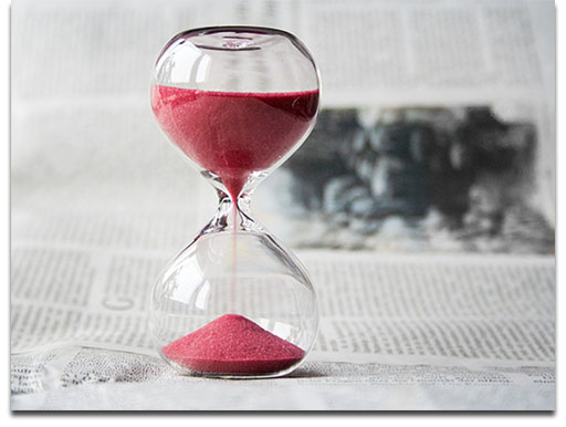 Time passing (Hourglass)